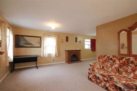 1945 Williams St, Sturgis, SD 57785 photo 4