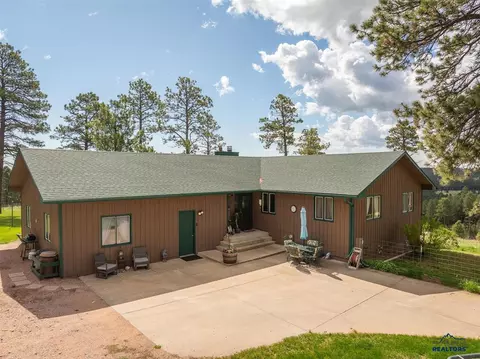 8320 Miracle Rd, Rapid City, SD 57702