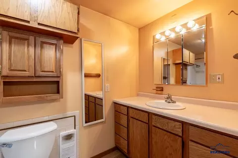 807 Harney St, Custer, SD 57730 photo 28