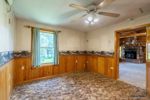 807 Harney St, Custer, SD 57730 photo 24