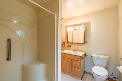 807 Harney St, Custer, SD 57730 photo 25