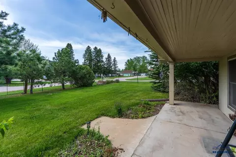 807 Harney St, Custer, SD 57730 photo 14