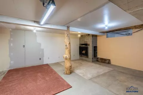 807 Harney St, Custer, SD 57730 photo 32