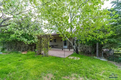 807 Harney St, Custer, SD 57730 photo 11