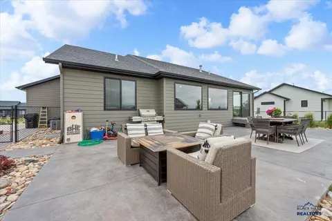 2147 Talisker Ave, Spearfish, SD 57783 photo 10