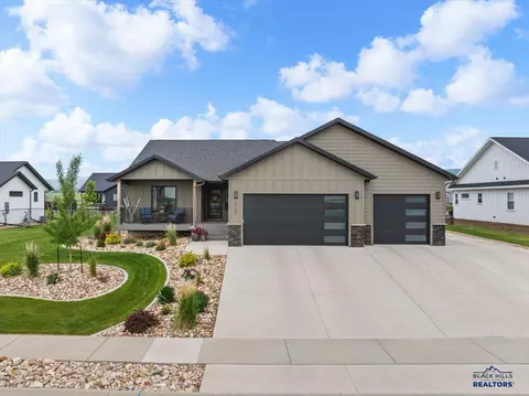 2147 Talisker Ave, Spearfish, SD 57783 photo 2
