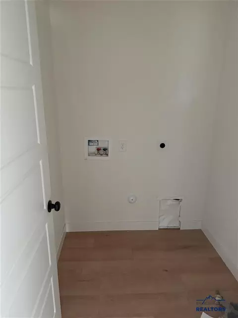 668 Eagle Ct, Box Elder, SD 57719 photo 20