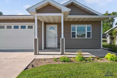 1217 Silverbrook Ln, Spearfish, SD 57783 photo 3