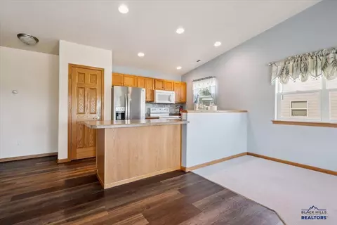 1217 Silverbrook Ln, Spearfish, SD 57783 photo 8