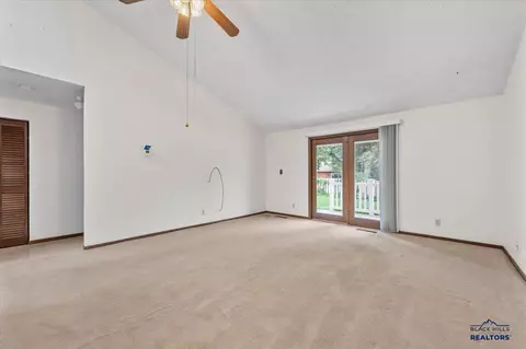 1133 N 10th St, Spearfish, SD 57783 photo 10