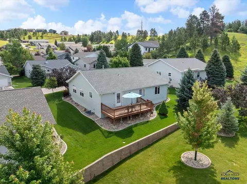 1807 Windmill Dr, Spearfish, SD 57783 photo 3