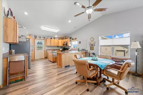 1807 Windmill Dr, Spearfish, SD 57783 photo 17
