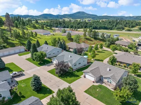1807 Windmill Dr, Spearfish, SD 57783 photo 7
