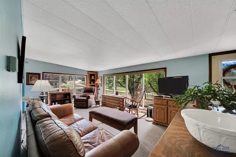 25406 Wind Song Valley Rd, Custer, SD 57730 photo 11