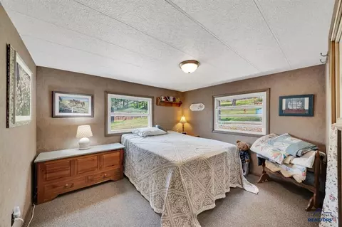 25406 Wind Song Valley Rd, Custer, SD 57730 photo 13