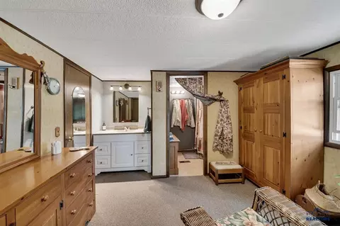 25406 Wind Song Valley Rd, Custer, SD 57730 photo 16