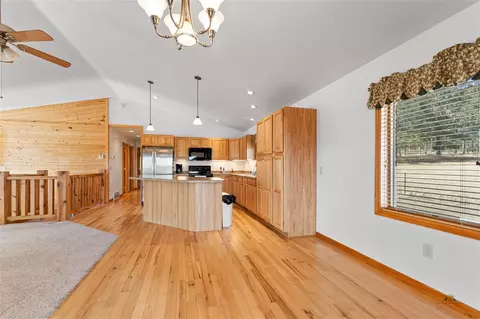 11585 War Bonnet Rd, Custer, SD 57730 photo 14