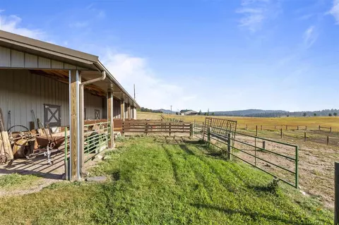 11585 War Bonnet Rd, Custer, SD 57730 photo 40
