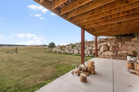 11585 War Bonnet Rd, Custer, SD 57730 photo 10