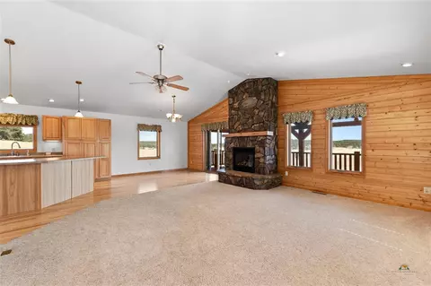 11585 War Bonnet Rd, Custer, SD 57730 photo 12