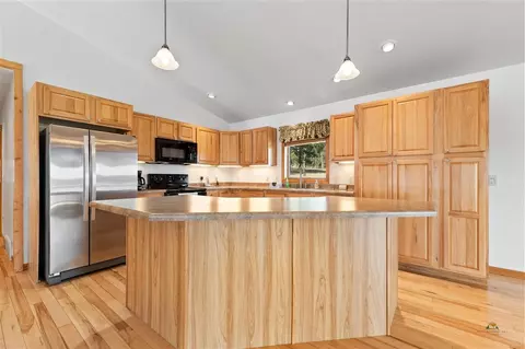 11585 War Bonnet Rd, Custer, SD 57730 photo 15