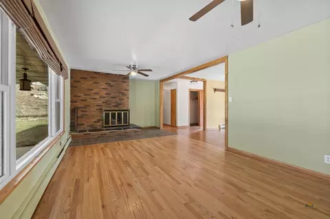 17 Clay St, Custer, SD 57730 photo 2