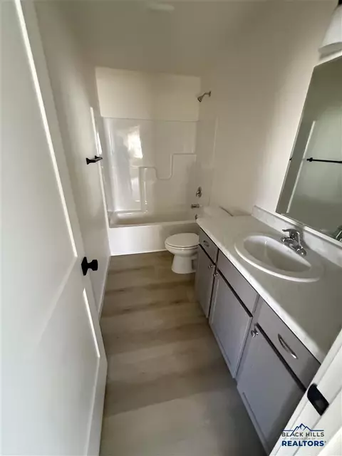 Bath - 892 Vicksburg St, Box Elder, SD 57719 photo 2 of 2