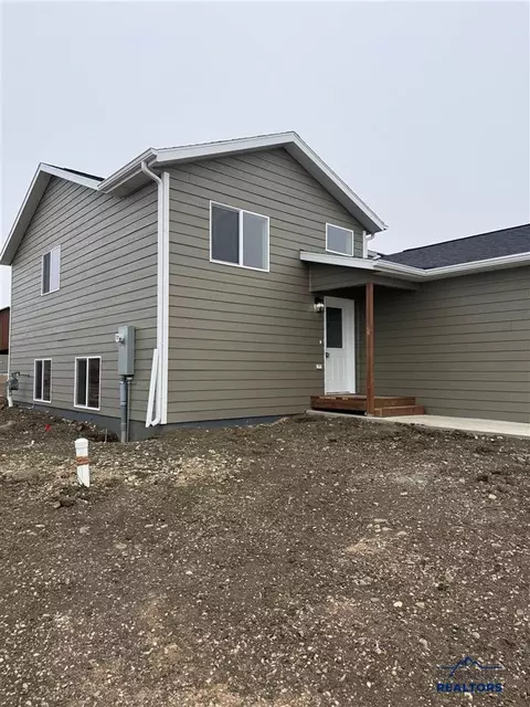 888 Vicksburg St, Box Elder, SD 57719 photo 2