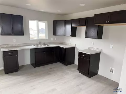 888 Vicksburg St, Box Elder, SD 57719 photo 3