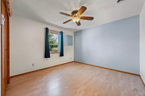 712 S 32nd St, Spearfish, SD 57783 photo 10