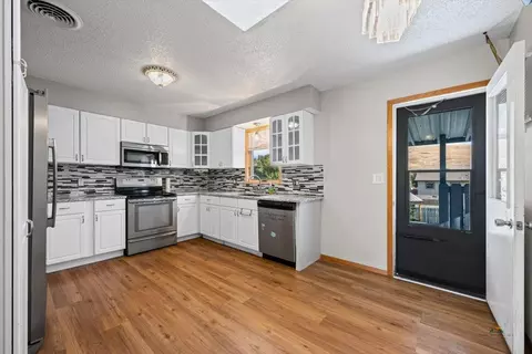 712 S 32nd St, Spearfish, SD 57783 photo 6