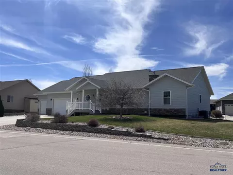 4019 Ward Ave, Spearfish, SD 57783 photo 2
