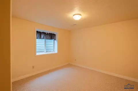 4019 Ward Ave, Spearfish, SD 57783 photo 17