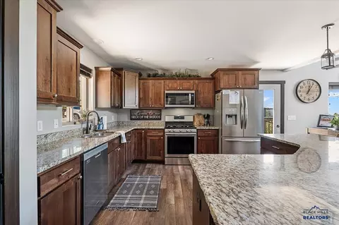 Kitchen - 21185 Lost Camp Trl, Lead, SD 57754 photo 4 of 4