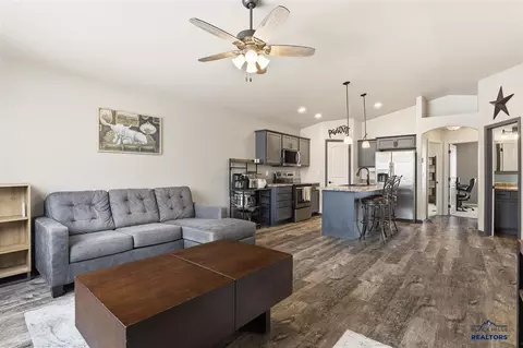 541 Pride Ct, Box Elder, SD 57719 photo 4