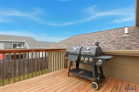 541 Pride Ct, Box Elder, SD 57719 photo 32