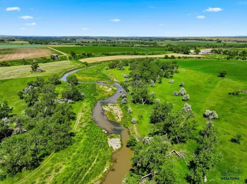View/Area - 18947 Dillinger Rd, Newell, SD 57760 photo 9 of 10