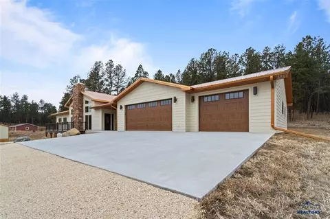 25809 Sidney Trl, Custer, SD 57730 photo 2