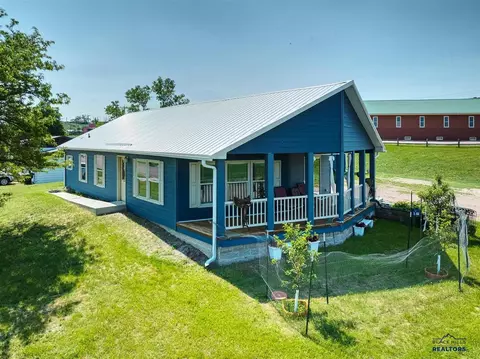 1009 E St, Edgemont, SD 57735 photo 26