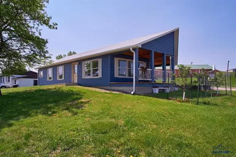 1009 E St, Edgemont, SD 57735 photo 22