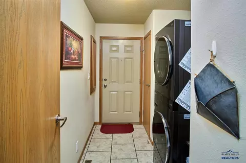 1009 E St, Edgemont, SD 57735 photo 14