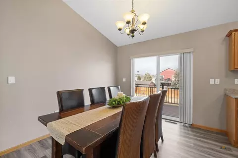 7150 Castlewood Dr, Summerset, SD 57718 photo 5
