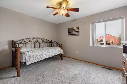 7150 Castlewood Dr, Summerset, SD 57718 photo 11