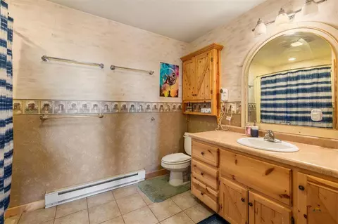 Bath - 11431 Wrangler Rd, Custer, SD 57730 photo 5 of 5