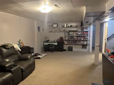 1109 Walworth St, Belle Fourche, SD 57717 photo 13