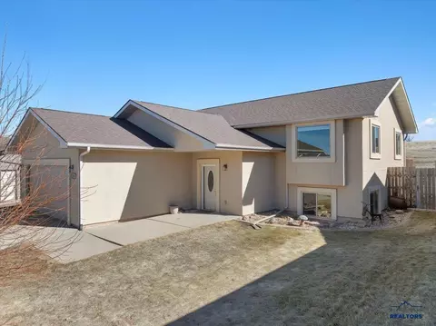 650 Yukon Way, Whitewood, SD 57793 photo 2