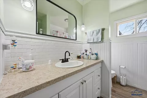 1714 8th Ave, Belle Fourche, SD 57717 photo 12