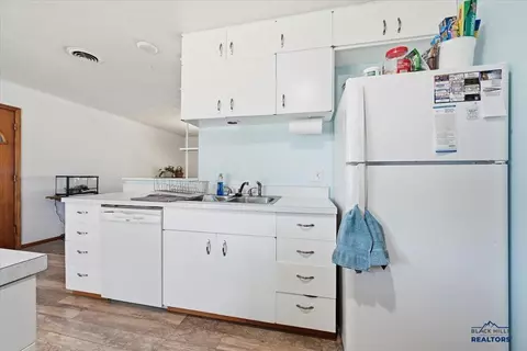 1714 8th Ave, Belle Fourche, SD 57717 photo 11