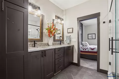 Bath - 6621 Green Mountain Ct, Spearfish, SD 57783 photo 1 of 3