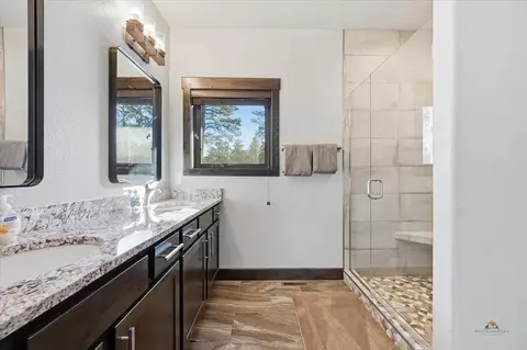 Bath - 21291 Rubys Way, Lead, SD 57754 photo 1 of 6